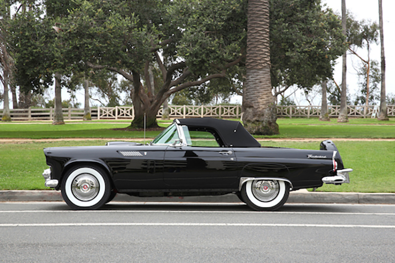 Illustration for article titled Buy Marilyn Monroe's Personal Ford Thunderbird and Experience True HollywoodÂ
